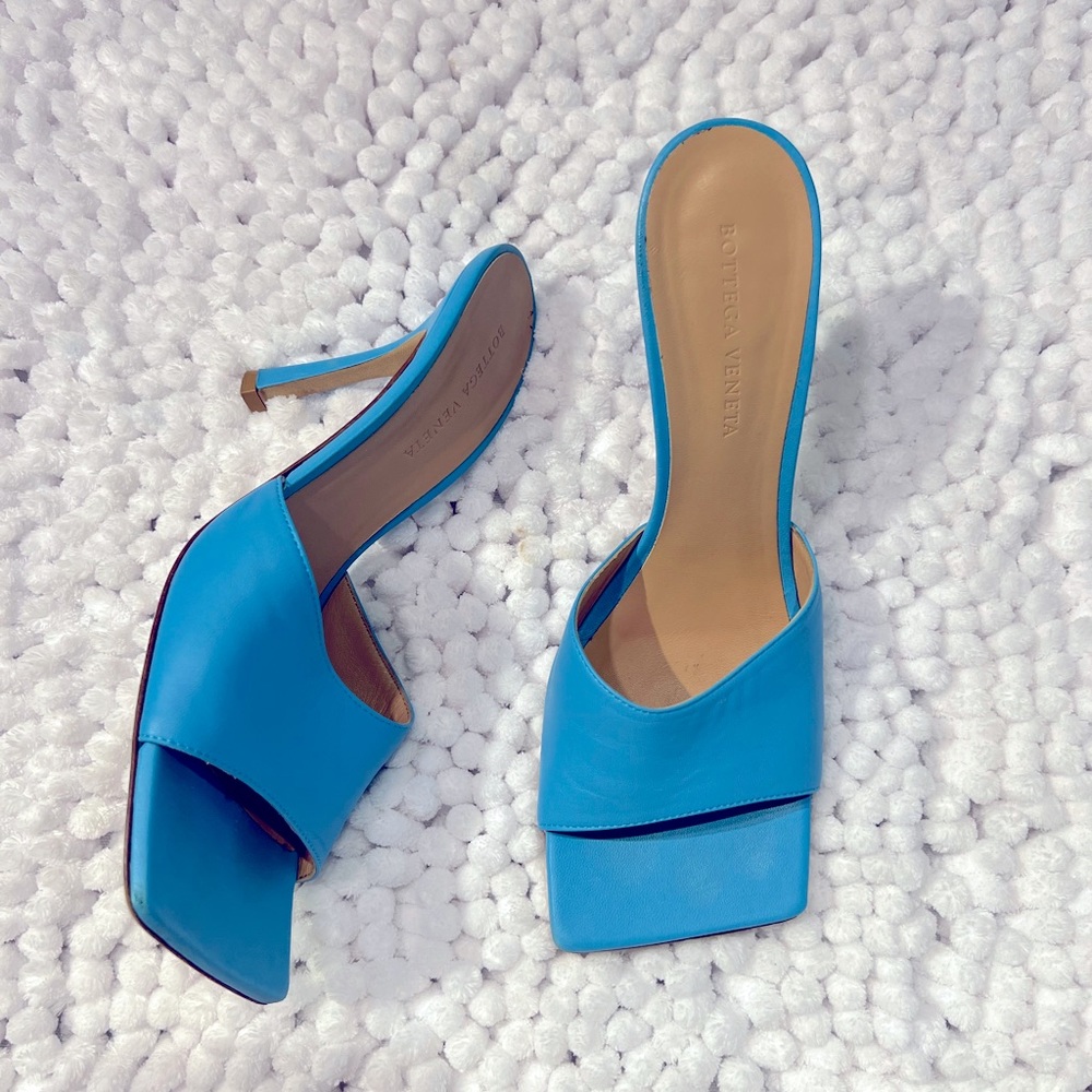 Bottega Venetia shoes. 38 1/2 size .
